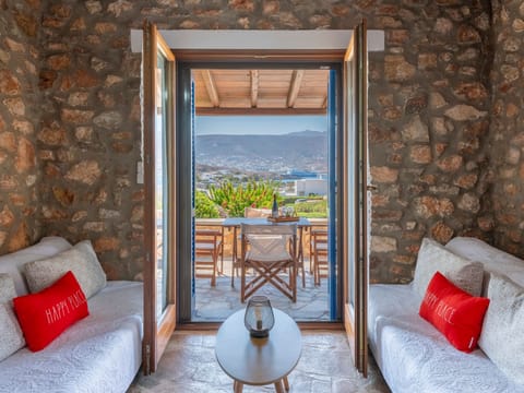 House, Partial Sea View | Living area