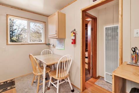 Cabin, Multiple Beds, Hot Tub, Mountain View (2522) | 2 bedrooms, individually decorated, individually furnished, bed sheets