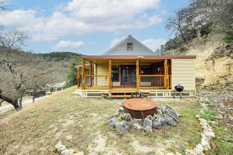 House (1 Bedroom) | Interior