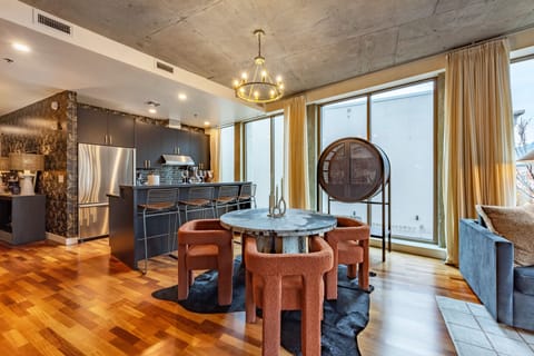 Condo, 1 Bedroom | Dining