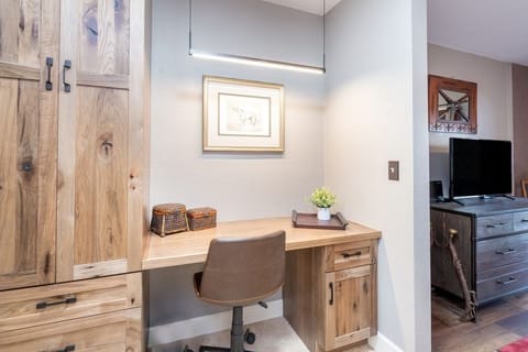 Condo, 1 Bedroom | Interior