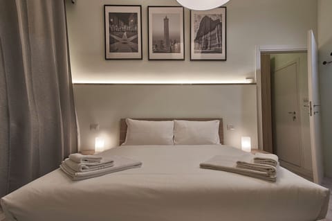 Classic Apartment, 1 Bedroom | Blackout drapes, iron/ironing board, free WiFi