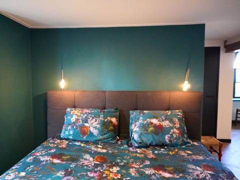 Comfort Triple Room, Garden View | Iron/ironing board, free WiFi