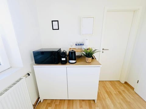 Iron/ironing board, free WiFi