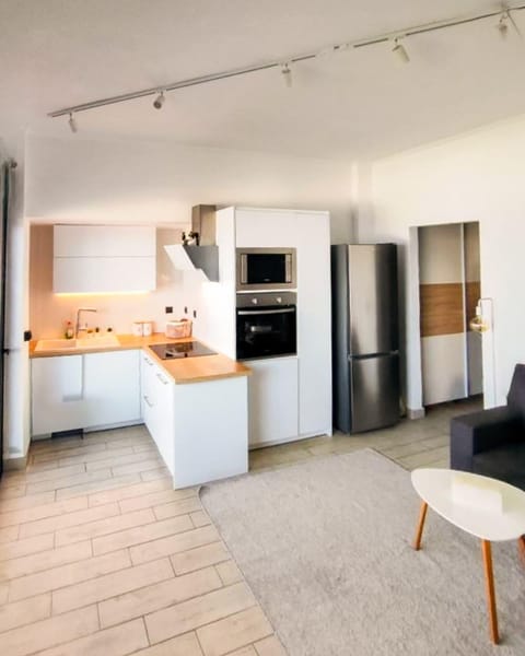 House | 1 bedroom, soundproofing, Internet