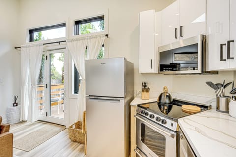 Apartment (1 Bedroom) | Interior