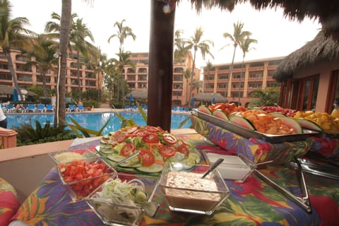 Outdoor pool, pool umbrellas