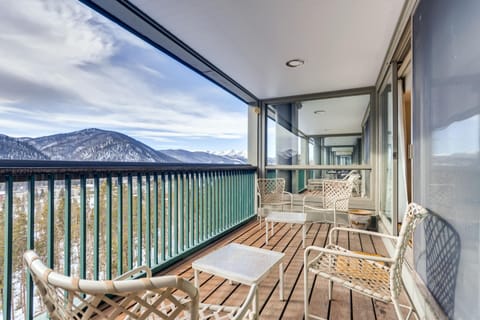 Studio (Condominium) | Balcony