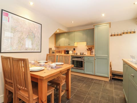 Fridge, dishwasher, electric kettle, toaster