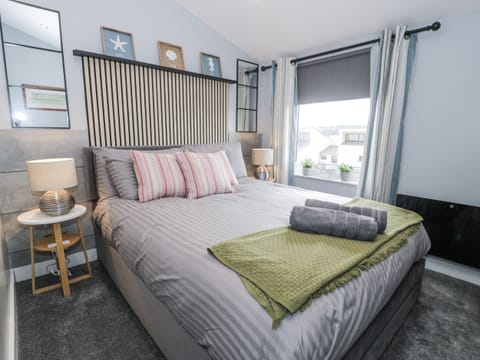 Cottage | 2 bedrooms, individually decorated, individually furnished, free WiFi