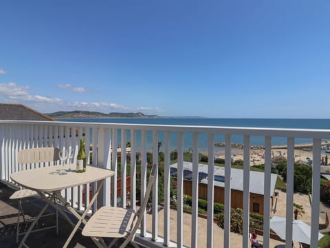 Cottage | Outdoor dining