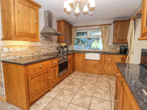 Fridge, dishwasher, electric kettle, toaster