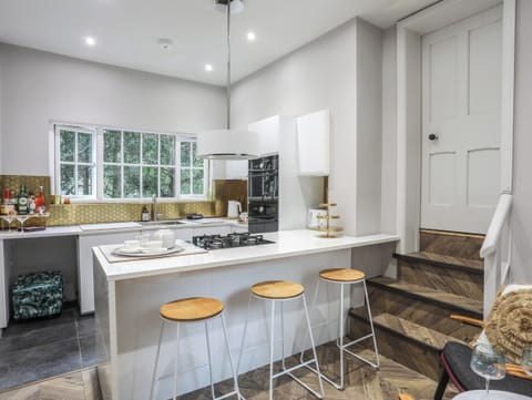 Fridge, dishwasher, electric kettle, toaster