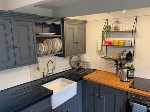 Fridge, dishwasher, electric kettle, toaster