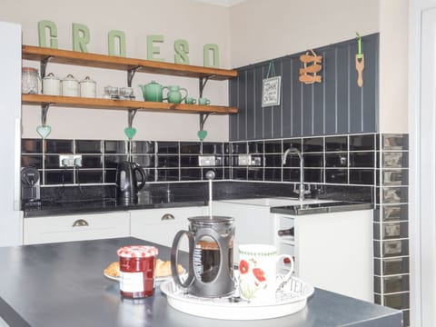 Fridge, dishwasher, electric kettle, toaster