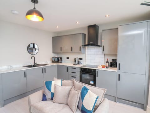 Fridge, electric kettle, toaster, cookware/dishes/utensils