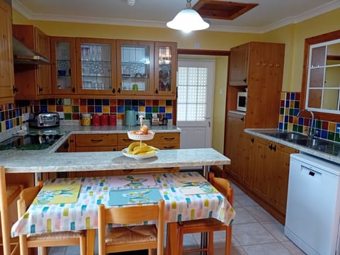 Fridge, dishwasher, electric kettle, toaster