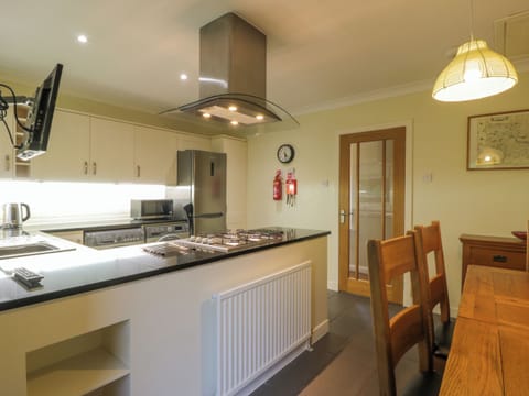 Fridge, dishwasher, electric kettle, toaster