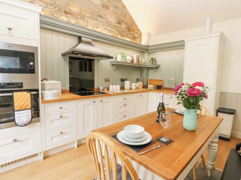 Fridge, dishwasher, electric kettle, toaster