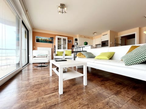 Apartment | Living room