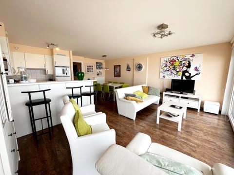 Apartment | Living room