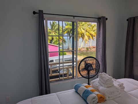 Memory foam beds, laptop workspace, free WiFi