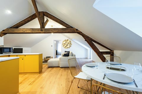 Appartement Soleil | Living area | Toys