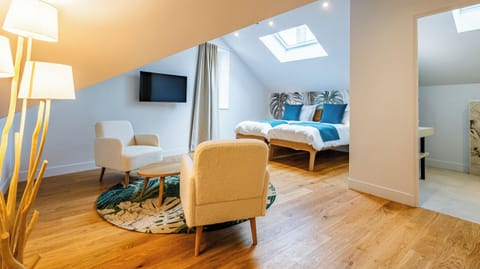 Suite Nature | In-room safe, blackout drapes, iron/ironing board, free WiFi