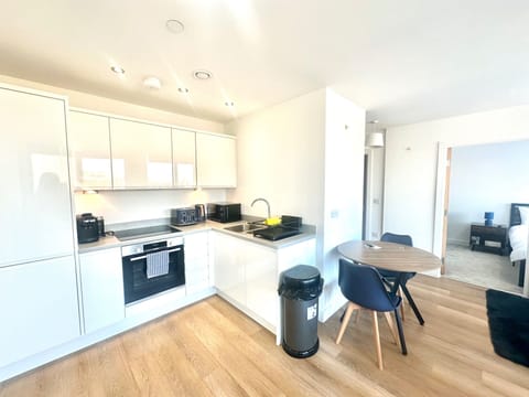 Apartment | Private kitchen | Fridge, microwave, oven, stovetop