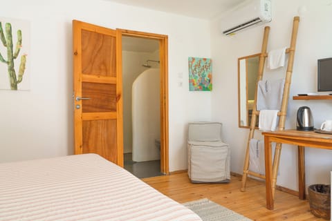 Standard Bungalow, Beach View | In-room safe, free WiFi