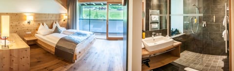 Double Room, Balcony | Premium bedding, in-room safe, desk, soundproofing