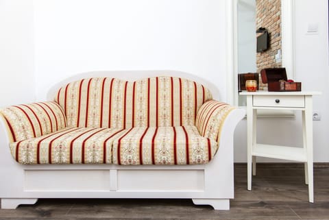 Classic Double Room | Living area | Flat-screen TV