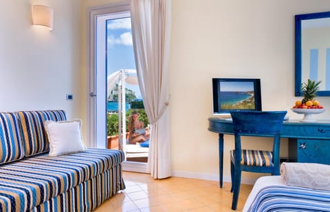 Deluxe Double Room, Terrace, Sea View | Minibar, in-room safe, desk, soundproofing