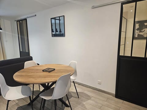 Apartment, 1 Bedroom, Kitchen | Private kitchen