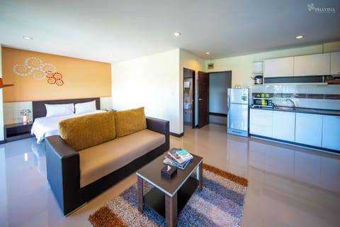 Deluxe Double Room | In-room safe, desk, rollaway beds, free WiFi