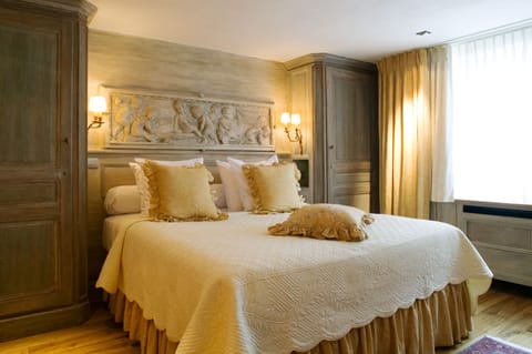 Superior Double Room | Premium bedding, in-room safe, individually decorated