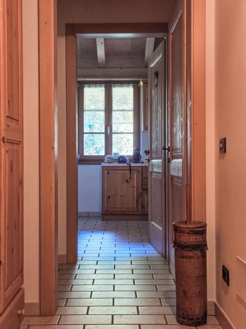 Deluxe Double Room, Vineyard View | Desk, laptop workspace, blackout drapes, free WiFi