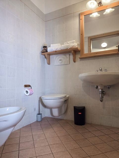 Deluxe Double Room, Vineyard View | Desk, laptop workspace, blackout drapes, free WiFi