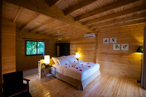 Garden Chalet | 1 bedroom, premium bedding, in-room safe, desk