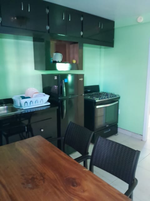 Room, Non Smoking, Kitchen | Private kitchen