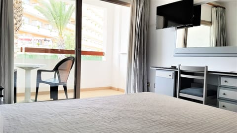 Economy Room, Balcony | Desk, free WiFi