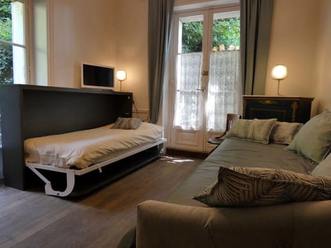 Superior Suite, Patio, Sea View | Free WiFi