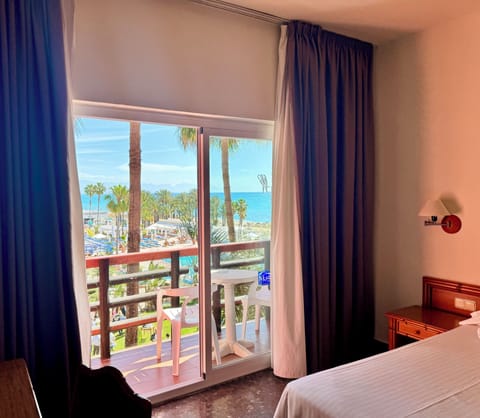 Double Room, Balcony, Partial Sea View | Desk, free WiFi, bed sheets