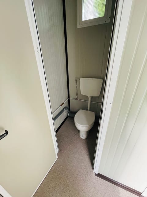 Shower, hair dryer, toilet paper