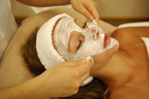 Couples treatment rooms, sauna, Turkish bath, body treatments