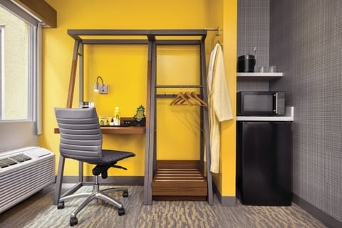 Suite, Multiple Beds, Accessible | Premium bedding, pillowtop beds, desk, laptop workspace