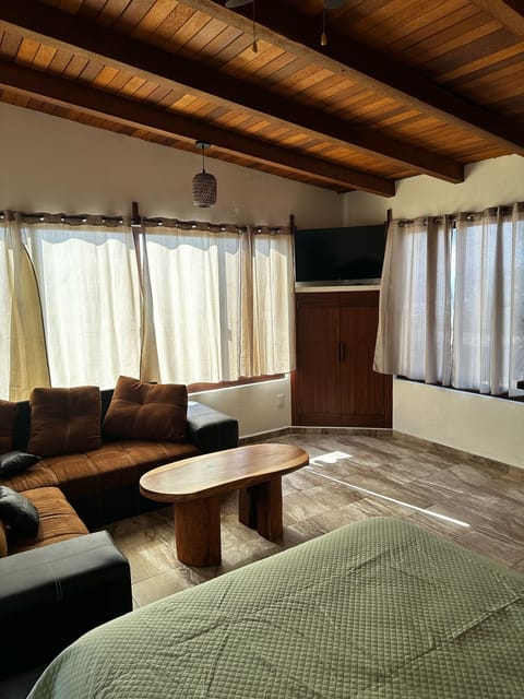 Comfort Apartment, Beach View | Free WiFi