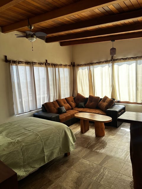 Comfort Apartment, Beach View | Free WiFi