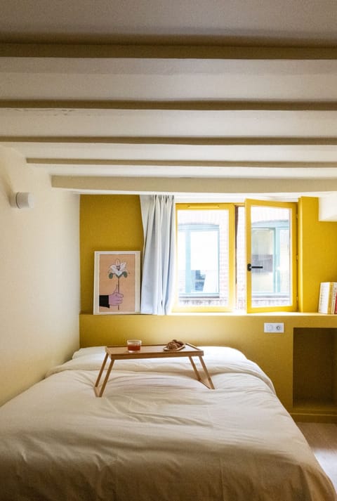 Comfort Double Room, Courtyard View | Blackout drapes, free WiFi