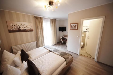 Desk, laptop workspace, free WiFi